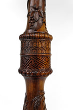 将图片加载到图库查看器,Lampadaire asiatique en bois sculpté, Indochine, circa 1900
