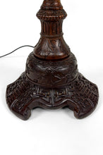 将图片加载到图库查看器,Lampadaire asiatique en bois sculpté, Indochine, circa 1900