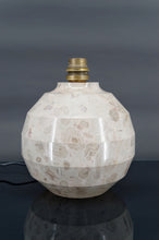 将图片加载到图库查看器,Lampe boule Art Deco moderniste en marbre sculpté, France, Circa 1930