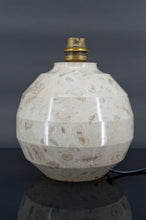 将图片加载到图库查看器,Lampe boule Art Deco moderniste en marbre sculpté, France, Circa 1930