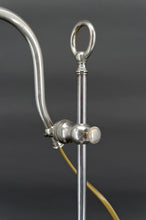 将图片加载到图库查看器,Lampe d'atelier en aluminium et nickel, ajustable avec système monte-baisse, France, circa 1900