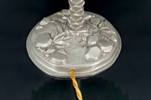 将图片加载到图库查看器,Lampe palmier en bronze argenté et abat-jour feuillage en vitrail vert, Art Nouveau, France, Circa 1900