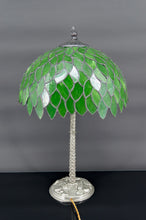 将图片加载到图库查看器,Lampe palmier en bronze argenté et abat-jour feuillage en vitrail vert, Art Nouveau, France, Circa 1900