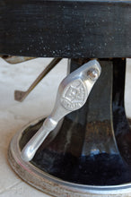 将图片加载到图库查看器,Lot de 3 fauteuils Art Deco de coiffeur / barbier, WITUB, France, circa 1940