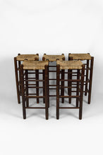 Charger l'image dans la galerie, Lot de 5 tabourets de bar dans le style de Charlotte Perriand, Mid-Century, France