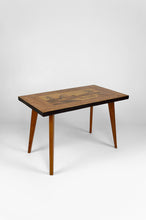 将图片加载到图库查看器,Table basse Midcentury africaine en bois marqueté, vers 1960