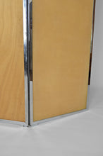 将图片加载到图库查看器,Miroir triptyque gainé de cuir provenant des Ateliers de Coco Chanel, Art Deco, France, Circa 1930