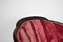 Lade das Bild in den Galerie-Viewer, Salon Art Déco en velours rose par Paul Follot, circa 1920