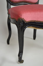 将图片加载到图库查看器,Chaises Napoléon III en bois noirci et velours rose, France, circa 1870