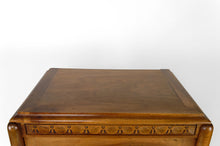 将图片加载到图库查看器,Vitrine / bibliothèque Art Déco en noyer, France, Circa 1920