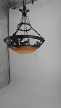 Load and play video in Gallery viewer, Lustre/Suspension en Fer Forgé et Pâte de Verre Soufflée, Attribué à Muller Frères Lunéville, Art Nouveau / Art Déco, France, circa 1900-1920