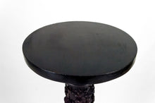 将图片加载到图库查看器,Importante colonne / sellette haute asiatique en bois sculpté, circa 1880, Indochine