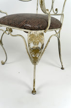 Lade das Bild in den Galerie-Viewer, 6 fauteuils Art Déco en fer forgé patiné, France, vers 1950