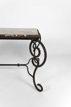 将图片加载到图库查看器,Table basse en fer forgé patiné et marbre, circa 1940