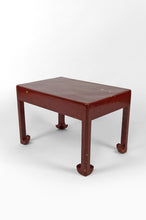 将图片加载到图库查看器,Table basse / bout de canapé laqué par Paul POIRET pour l'Atelier Martine, France, Circa 1925