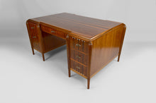 将图片加载到图库查看器,Important Bureau Art Déco en palissandre, nacre et ébène, France, circa 1920