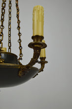 将图片加载到图库查看器,Lustre Empire en bronze, modèle aux mascarons