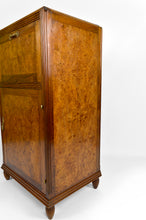 将图片加载到图库查看器,Bar Art Déco en noyer et loupe d'orme, France, circa 1925