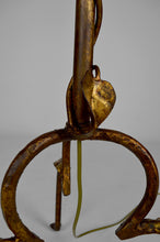 将图片加载到图库查看器,Lampadaire pique-cierge en fer forgé doré, France, circa 1940