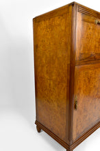 将图片加载到图库查看器,Bar Art Déco en noyer et loupe d'orme, France, circa 1925