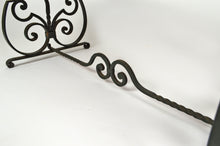 将图片加载到图库查看器,Table basse en fer forgé et plateau en marbre, circa 1940