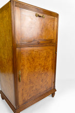 将图片加载到图库查看器,Bar Art Déco en noyer et loupe d'orme, France, circa 1925