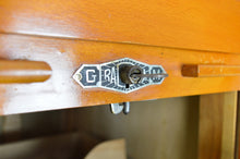 将图片加载到图库查看器,Meuble de notaire à tiroirs par G. M. Radia, circa 1920