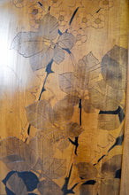 将图片加载到图库查看器,Paravent Art Nouveau à paysage floral pyrogravé, par G. Royer, vers 1910