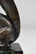 将图片加载到图库查看器,Serres livres écureuils Art Deco en bronze argenté, par Marcel Guillemard