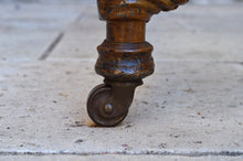 将图片加载到图库查看器,Paire de lits jumeaux Art Nouveau en fer forgé et bois, vers 1910