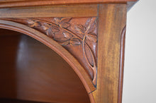 将图片加载到图库查看器,Vitrine Art Nouveau par Gauthier-Poinsignon en acajou sculpté et marqueté, vers 1910