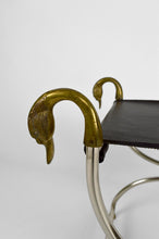 将图片加载到图库查看器,Curule à têtes de cygnes néoclassique, circa 1960