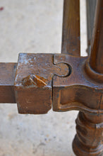 将图片加载到图库查看器,Paire de lits jumeaux Art Nouveau en fer forgé et bois, vers 1910