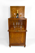 将图片加载到图库查看器,Bar Art Déco en noyer et loupe d'orme, France, circa 1925