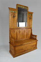 将图片加载到图库查看器,Banc-coffre / vestiaire Italien en chêne sculpté