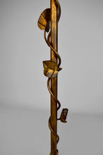 将图片加载到图库查看器,Lampadaire pique-cierge en fer forgé doré, France, circa 1940