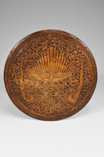 将图片加载到图库查看器,Table basse sculptée de dragons et de paons, Indonésie, vers 1920