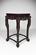 将图片加载到图库查看器,Guéridon asiatique sculpté de dragons et de fleurs, XIXe