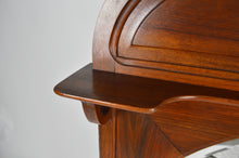 将图片加载到图库查看器,Miroir trumeau Art Nouveau en noyer sculpté, vers 1910