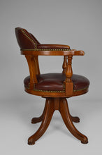 将图片加载到图库查看器,Fauteuil Chesterfield pivotant en bois et cuir