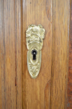 将图片加载到图库查看器,Buffet Art Nouveau en chêne et loupe, modèle au platane