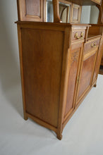 将图片加载到图库查看器,Buffet Art Nouveau en chêne et loupe, modèle au platane