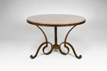 将图片加载到图库查看器,Table basse en marbre et fer forgé doré par Raymond Subes, vers 1935