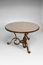 将图片加载到图库查看器,Table basse en marbre et fer forgé doré par Raymond Subes, vers 1935