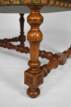 将图片加载到图库查看器,Fauteuil Louis XIII en cuir et noyer sculpté