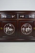 将图片加载到图库查看器,Enfilade en bois marqueté de Nacre, Asie, milieu XXe