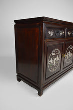 将图片加载到图库查看器,Enfilade en bois marqueté de Nacre, Asie, milieu XXe