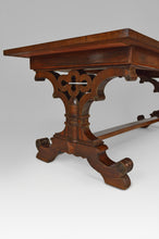 将图片加载到图库查看器,Table Anglaise Neogothique en acajou vers 1840
