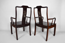 将图片加载到图库查看器,Importante Salle à Manger Asiatique en bois marqueté de nacre, milieu XXe