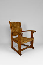 将图片加载到图库查看器,Fauteuil Gothique Art & Crafts en Chêne et Assise Paillée, circa 1900